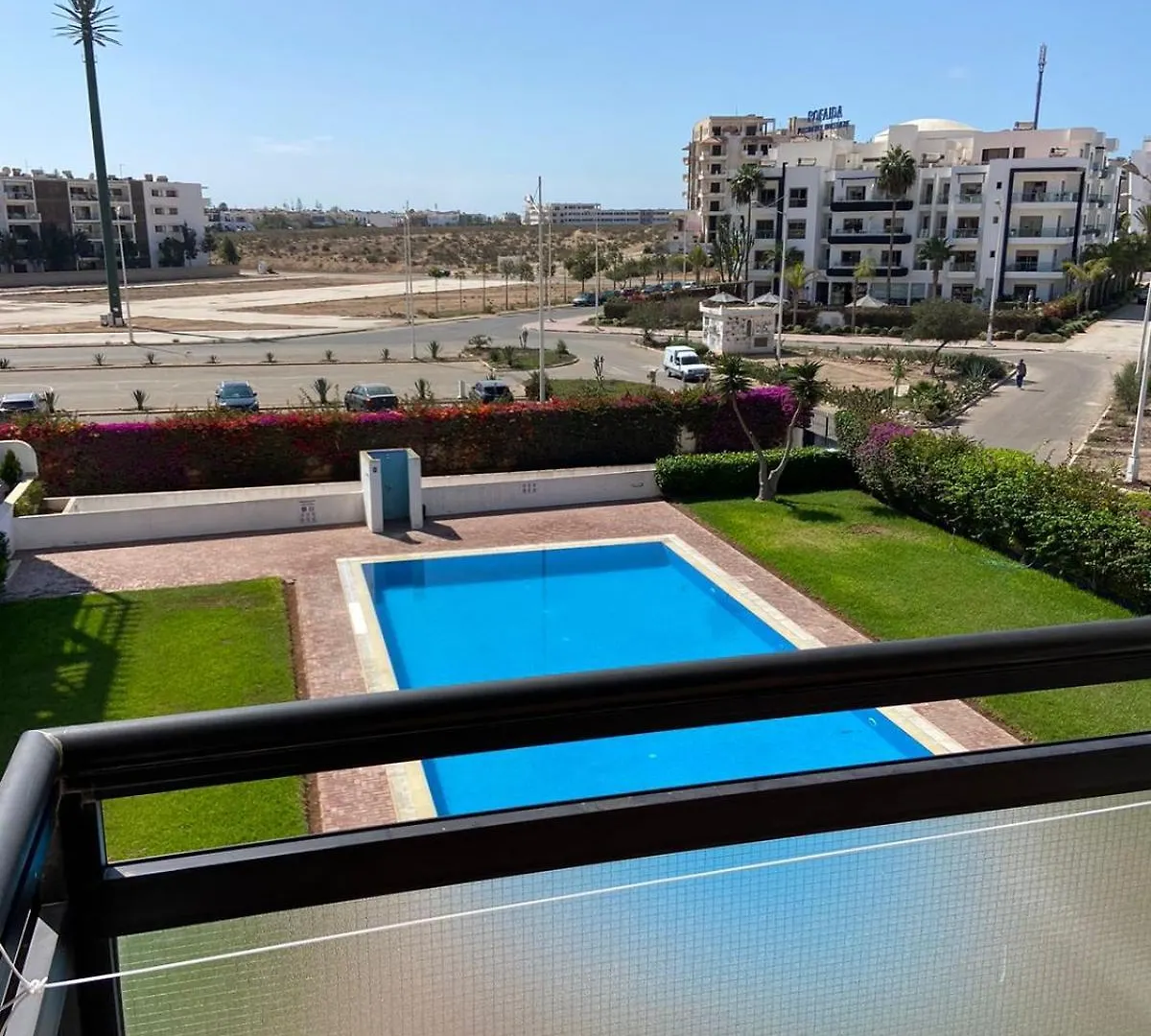 Appartement Moderne, Vue Piscine A Agadir